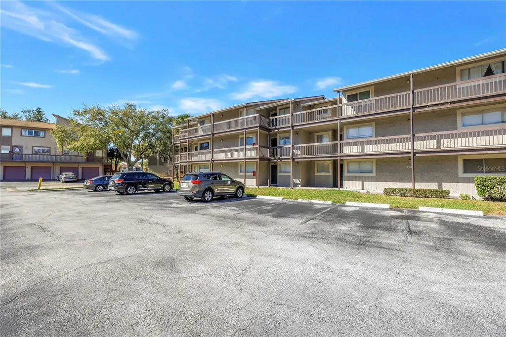 6308 Newtown Circle Tampa FL 33615