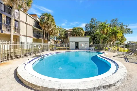 6308 Newtown Circle Tampa FL 33615