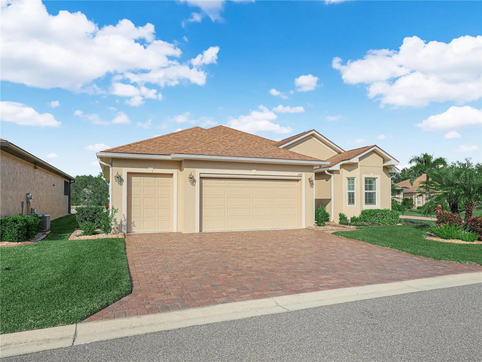 1209 Sawgrass Drive Winter Haven FL 33884