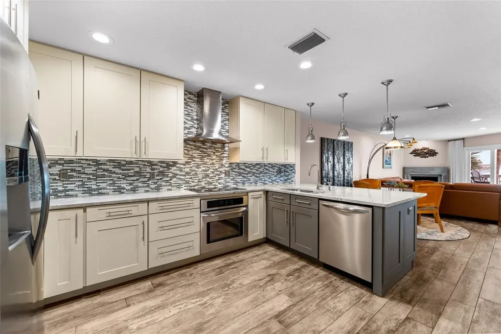 128 Marcdale Boulevard Indian Rocks Beach FL 33785