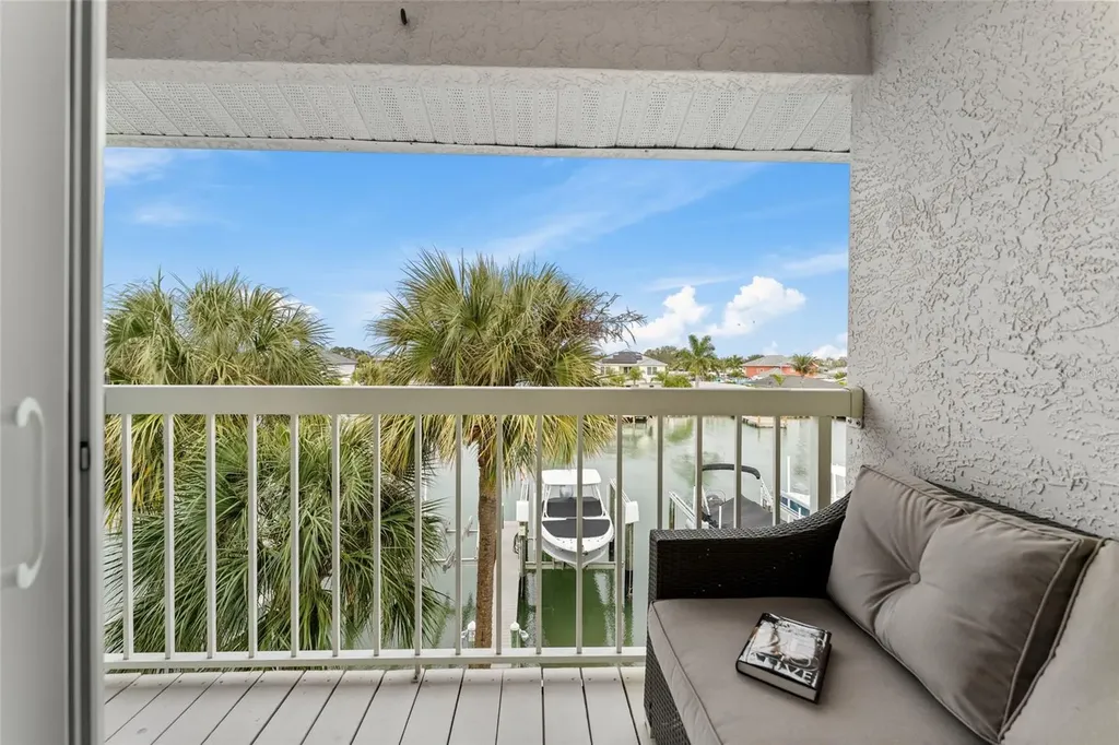 128 Marcdale Boulevard Indian Rocks Beach FL 33785