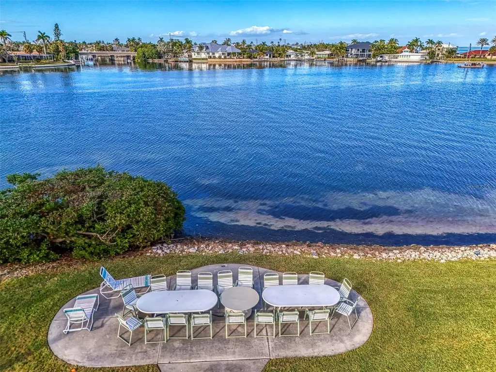 6500 Flotilla Drive Holmes Beach FL 34217