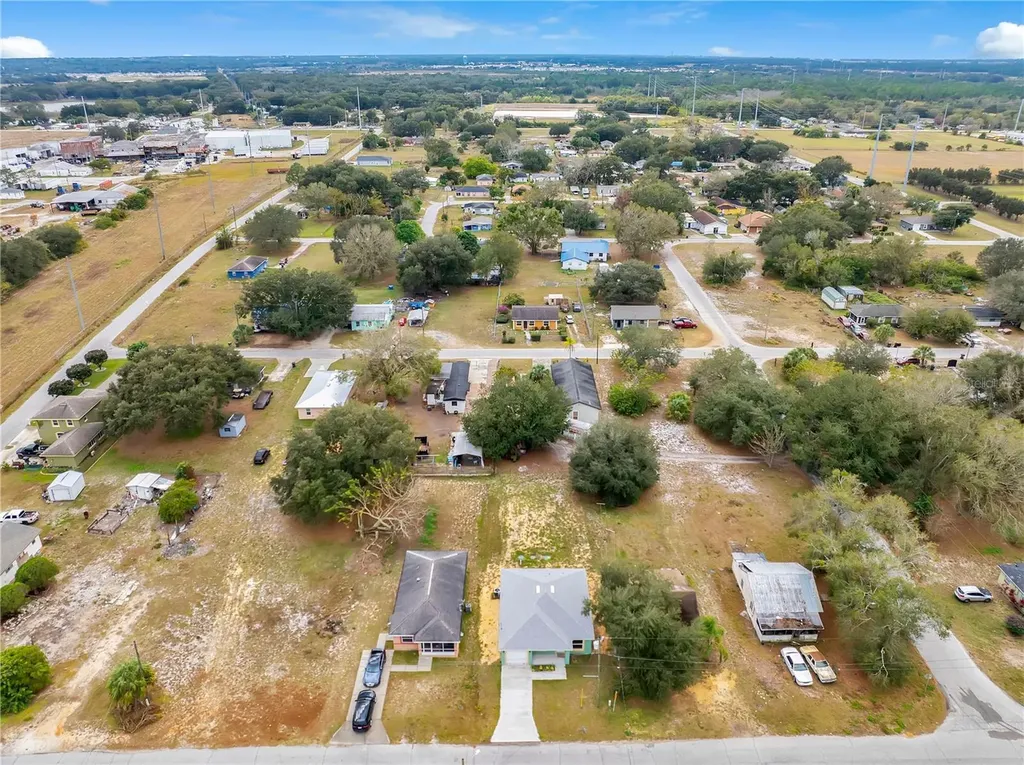 833 3rd Avenue Lake Wales FL 33859