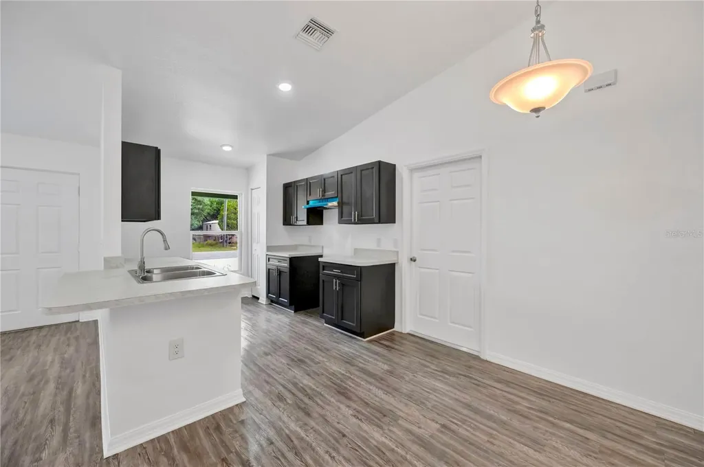 833 3rd Avenue Lake Wales FL 33859