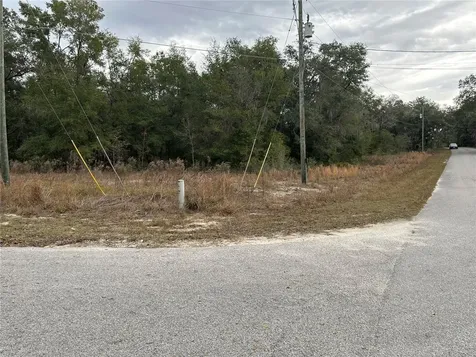 SW Shorewood Drive Dunnellon FL 34431