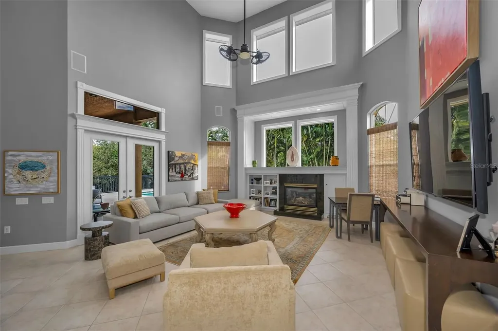 8871 Silverthorn Road Seminole FL 33777