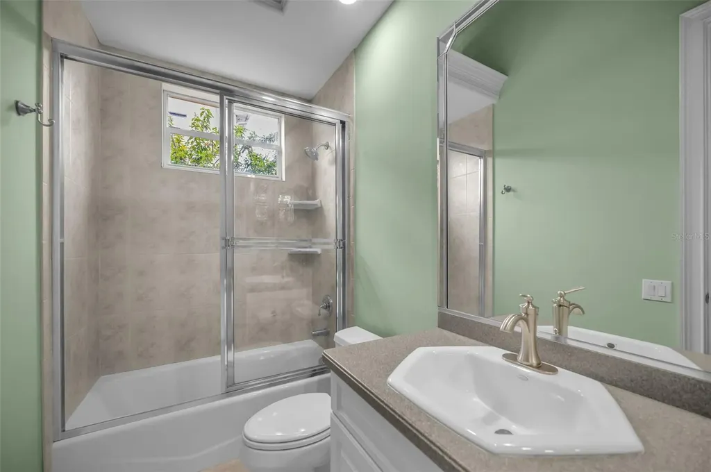 8871 Silverthorn Road Seminole FL 33777