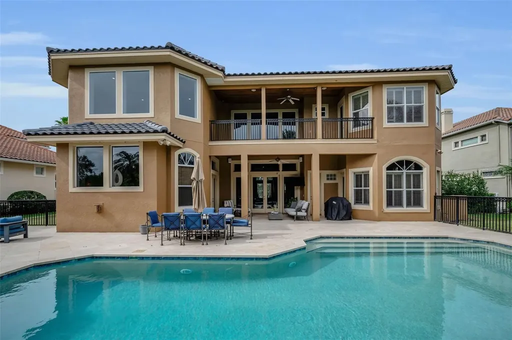 8871 Silverthorn Road Seminole FL 33777