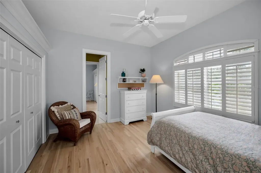 8871 Silverthorn Road Seminole FL 33777