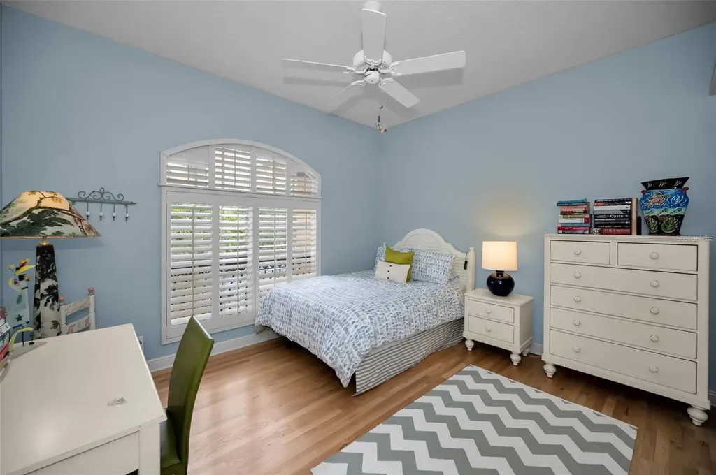 8871 Silverthorn Road Seminole FL 33777