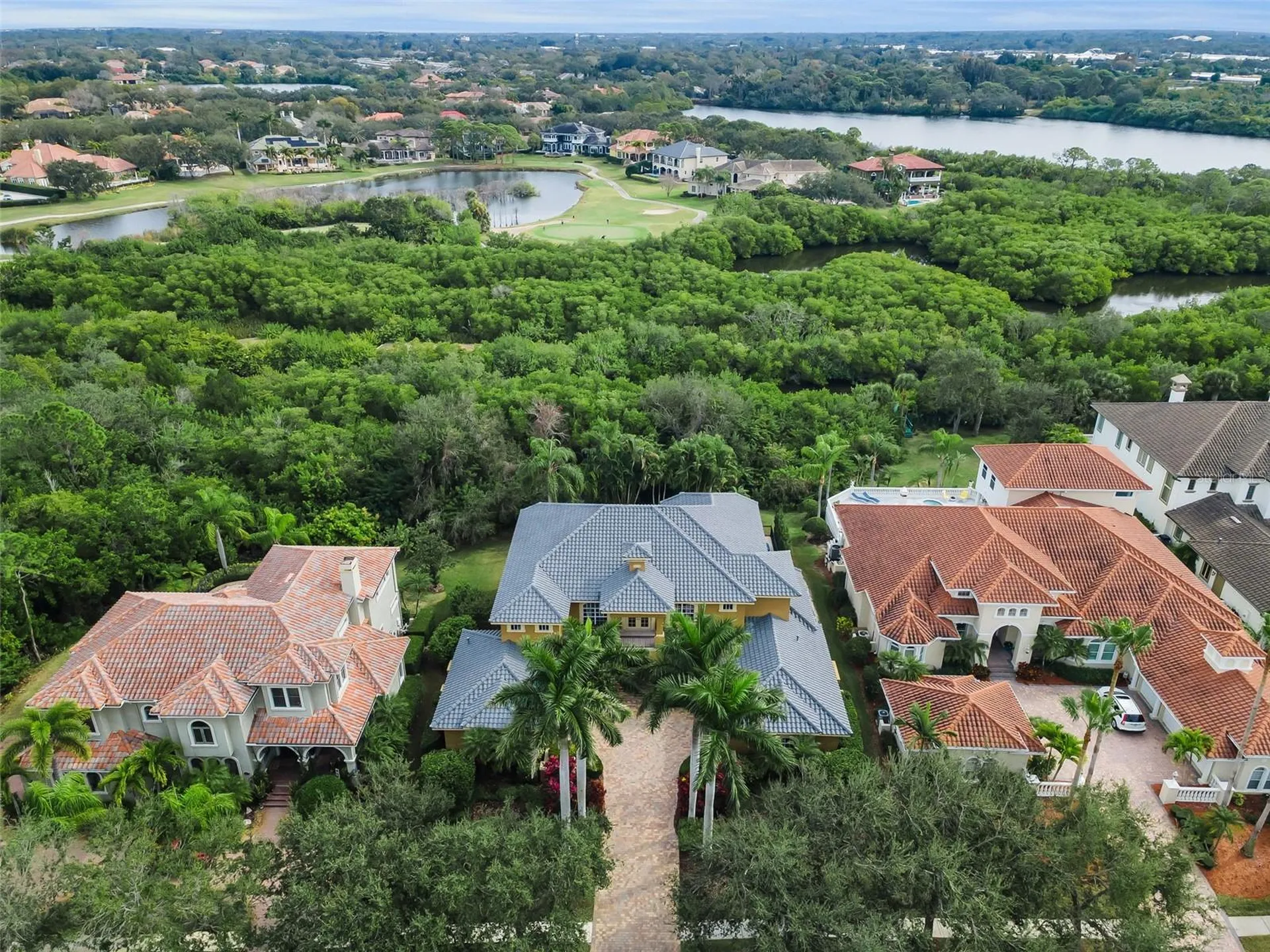 8871 Silverthorn Road Seminole FL 33777
