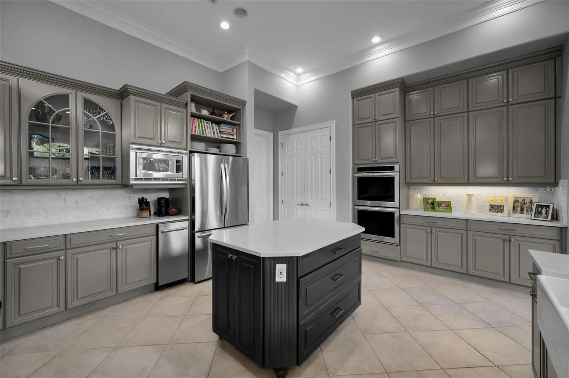 8871 Silverthorn Road Seminole FL 33777