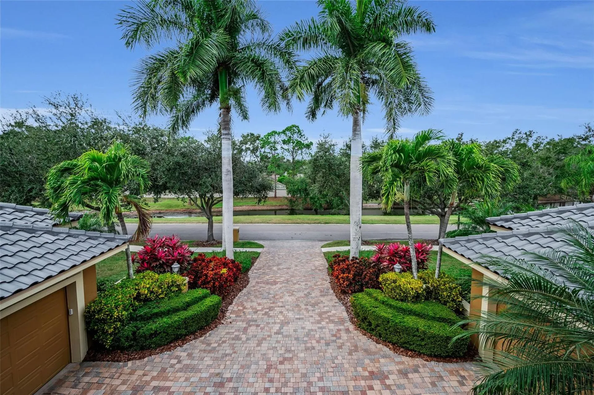 8871 Silverthorn Road Seminole FL 33777