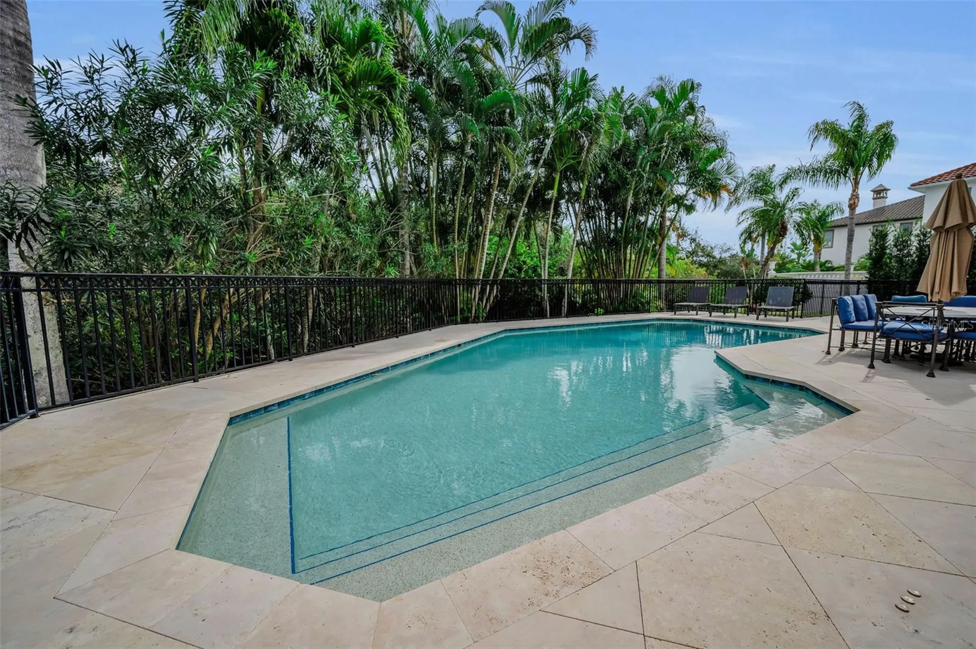 8871 Silverthorn Road Seminole FL 33777