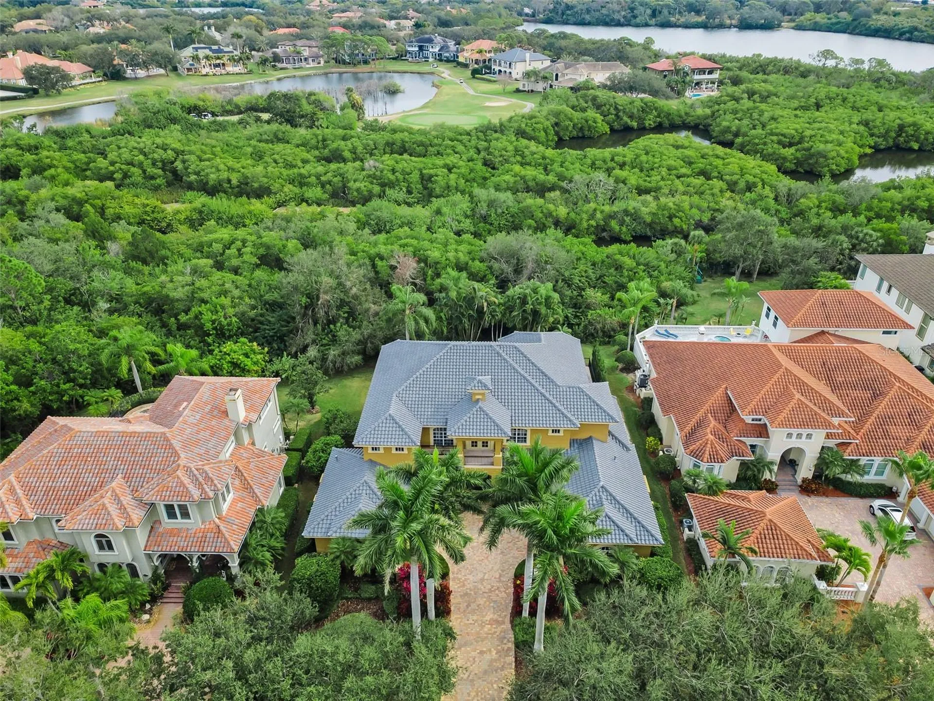 8871 Silverthorn Road Seminole FL 33777