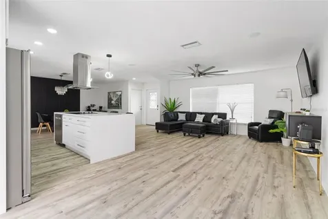 5809 Imperial Key Tampa FL 33615