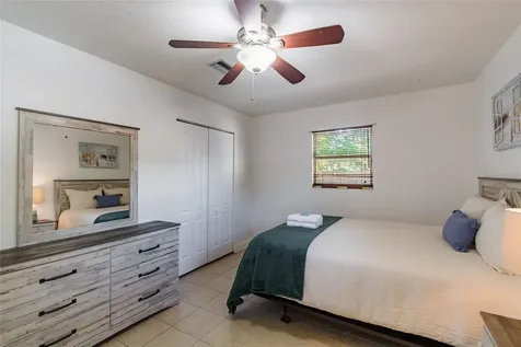95 S Briggs Avenue Sarasota FL 34237