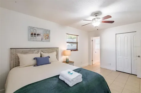 95 S Briggs Avenue Sarasota FL 34237