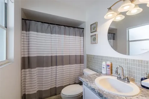 95 S Briggs Avenue Sarasota FL 34237
