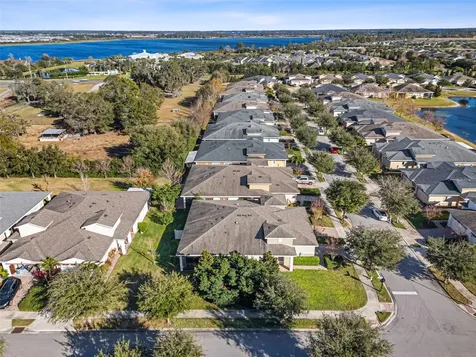 2437 Yellow Brick Road St Cloud FL 34772