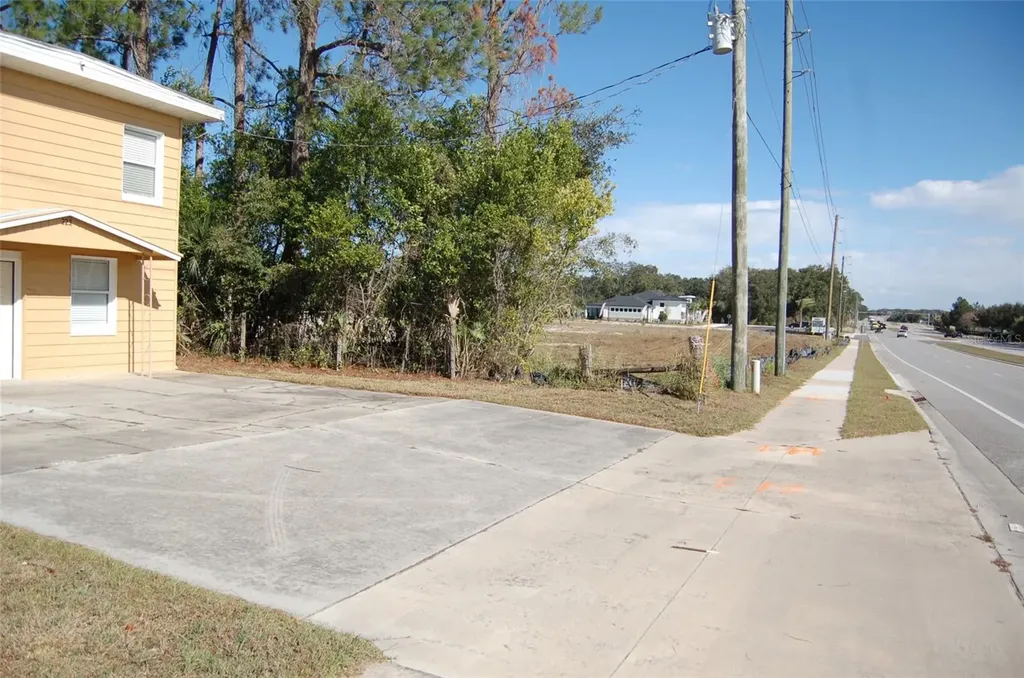 223 County Road 466a Fruitland Park FL 34731
