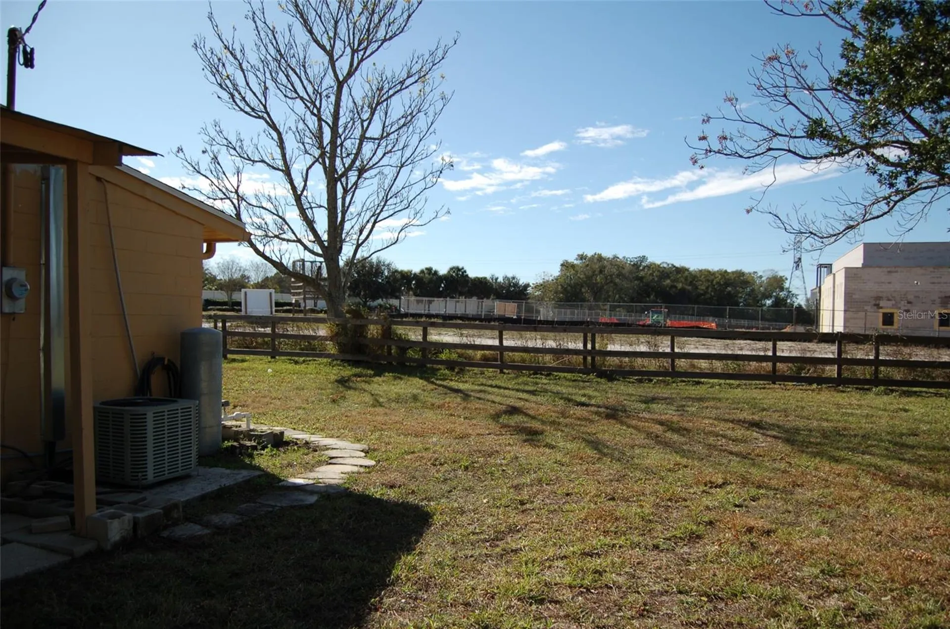 223 County Road 466a Fruitland Park FL 34731