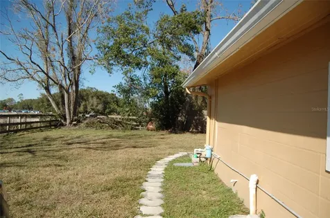 223 County Road 466a Fruitland Park FL 34731