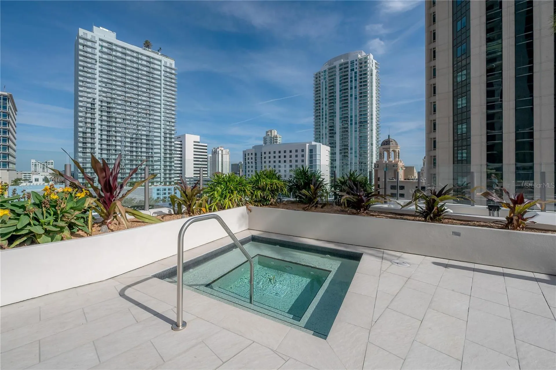 275 1st Avenue S St Petersburg FL 33701