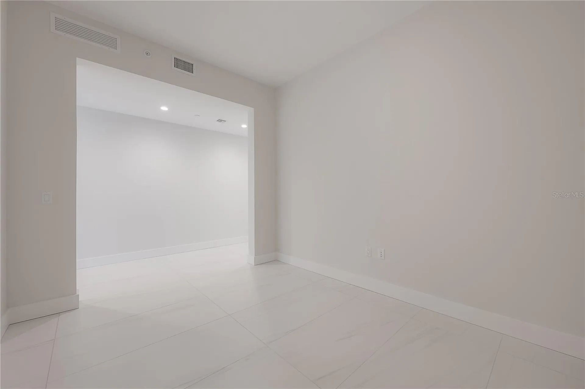 275 1st Avenue S St Petersburg FL 33701