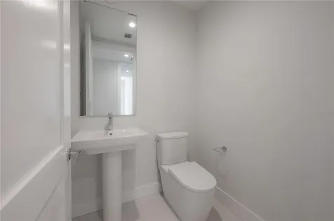 275 1st Avenue S St Petersburg FL 33701