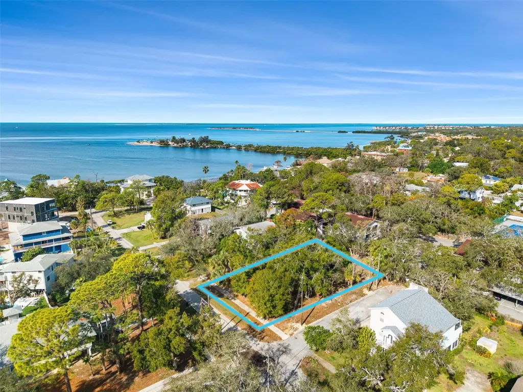 Ventnor Avenue Tarpon Springs FL 34689
