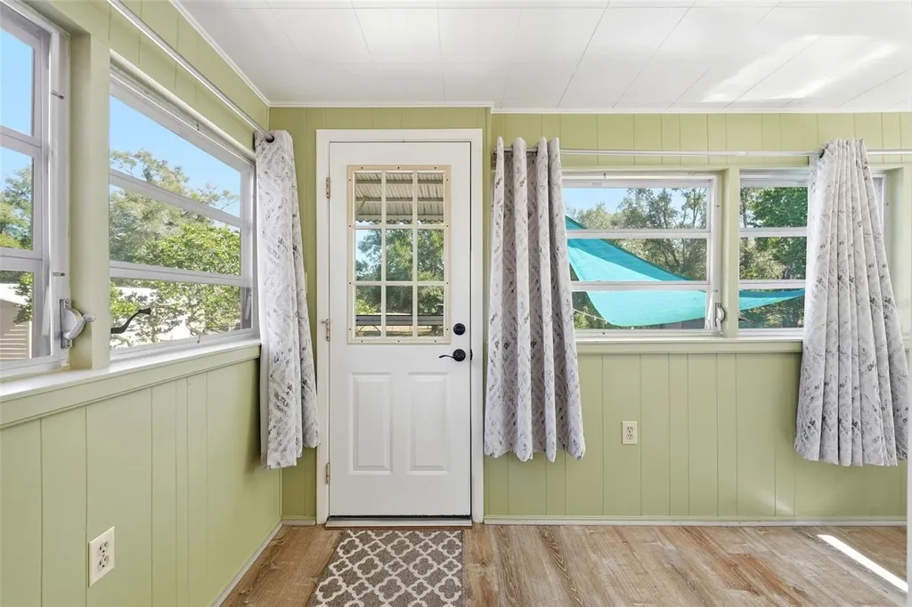 30930 County Road 437 Sorrento FL 32776