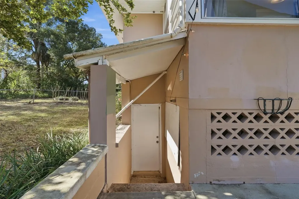 30930 County Road 437 Sorrento FL 32776