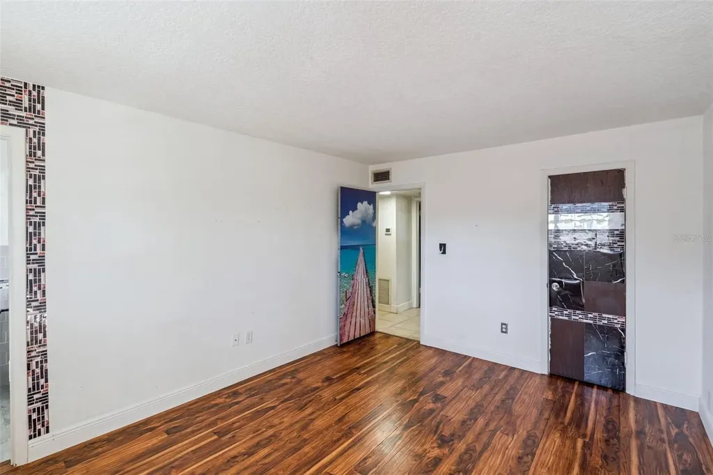 525 Conway Road Orlando FL 32807