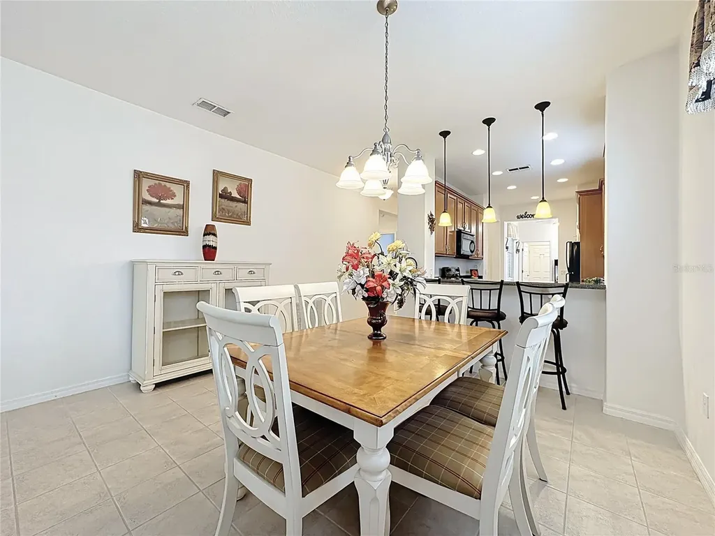 2711 Palm Tree Drive Kissimmee FL 34759