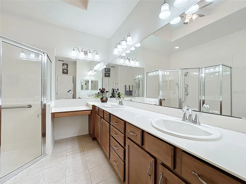 2711 Palm Tree Drive Kissimmee FL 34759