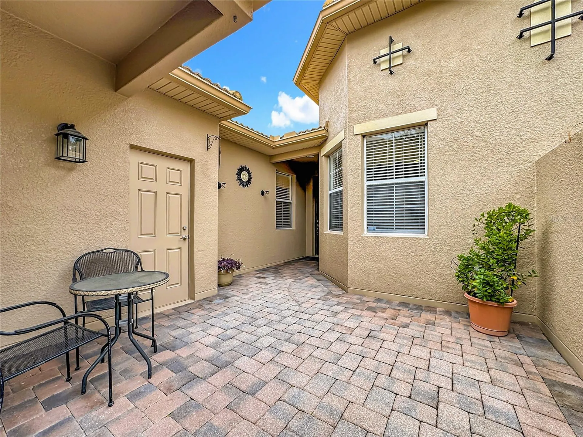 2711 Palm Tree Drive Kissimmee FL 34759