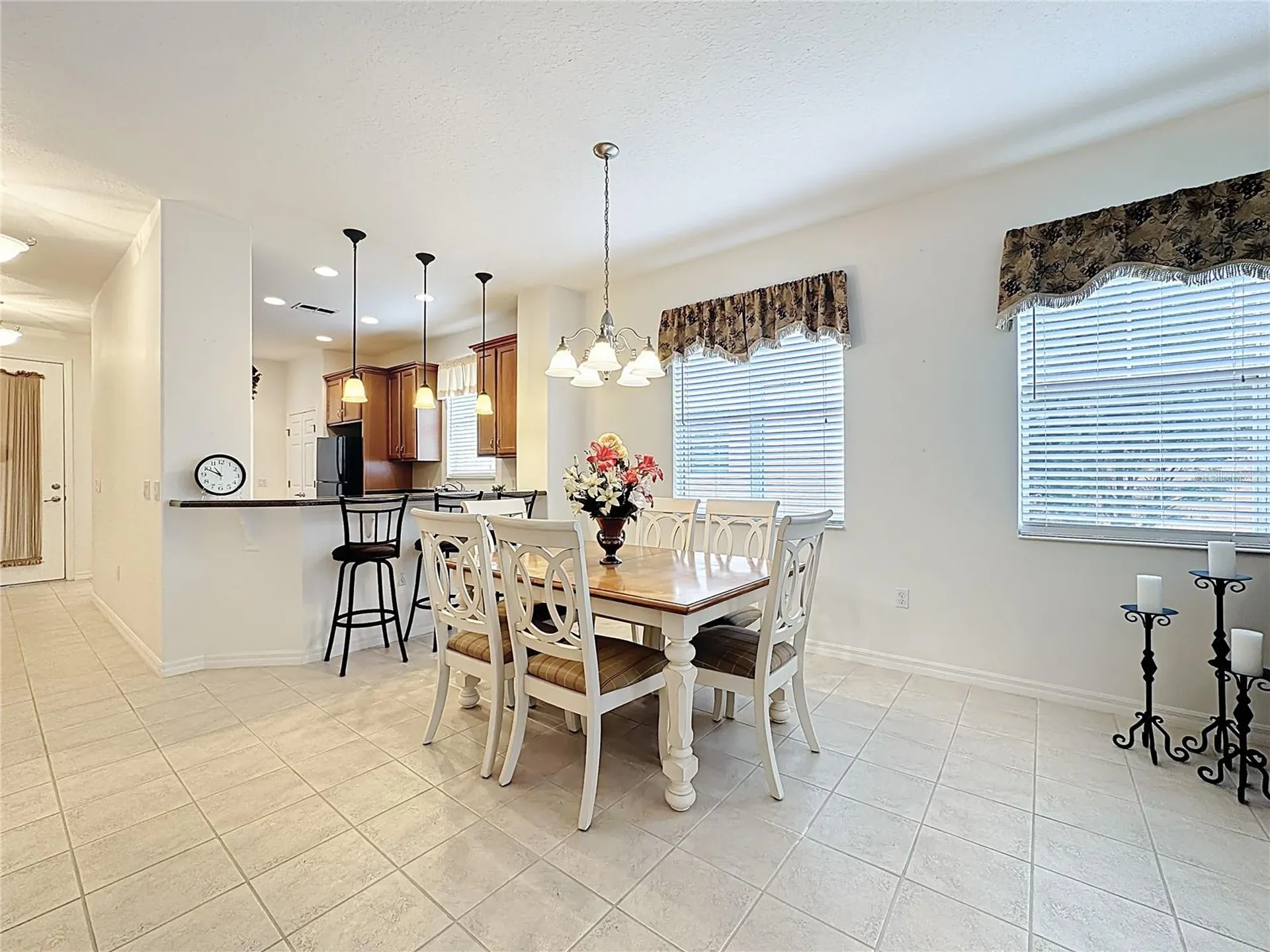 2711 Palm Tree Drive Kissimmee FL 34759