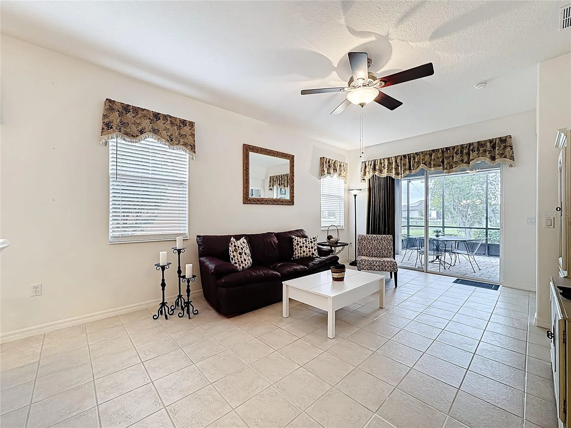 2711 Palm Tree Drive Kissimmee FL 34759
