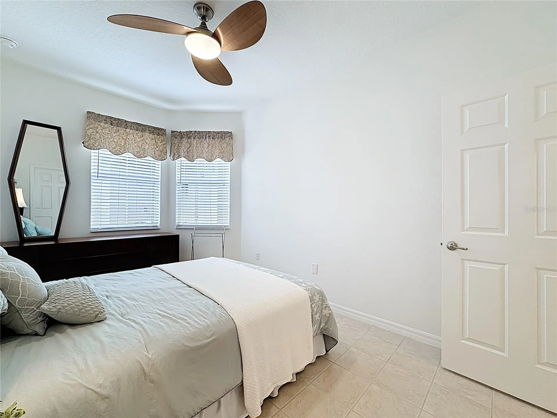 2711 Palm Tree Drive Kissimmee FL 34759