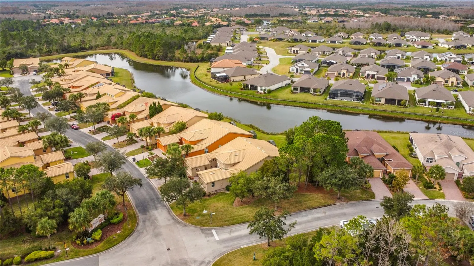 2711 Palm Tree Drive Kissimmee FL 34759