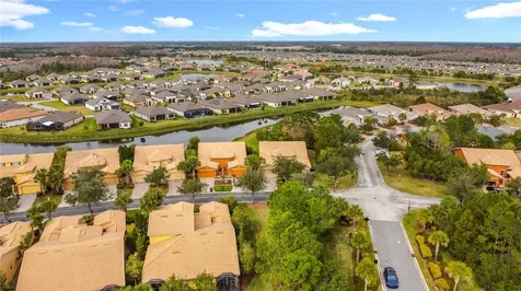 2711 Palm Tree Drive Kissimmee FL 34759