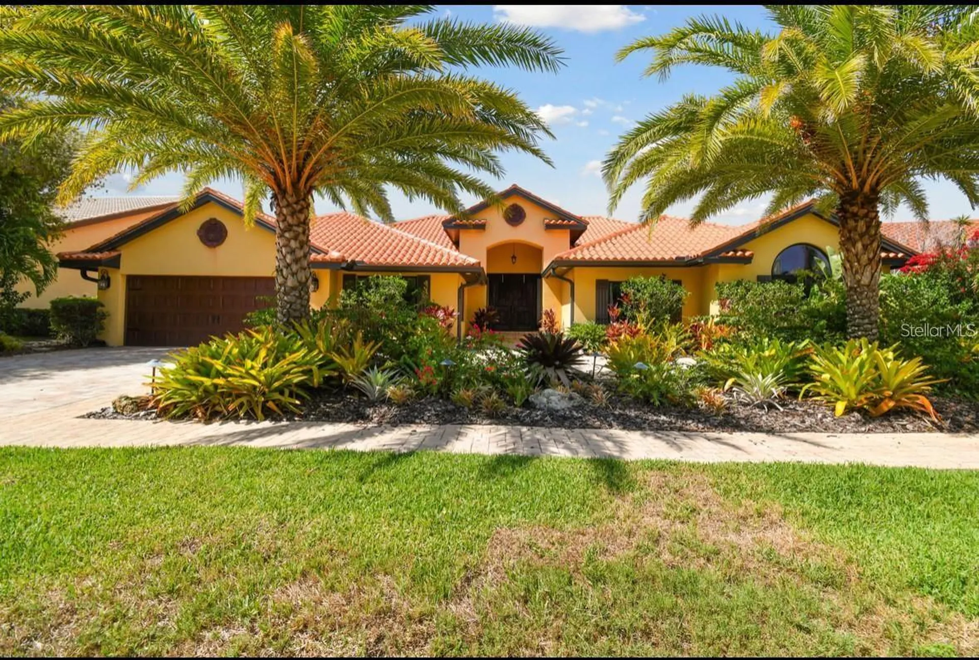 9805 Compass Point Way Tampa FL 33615