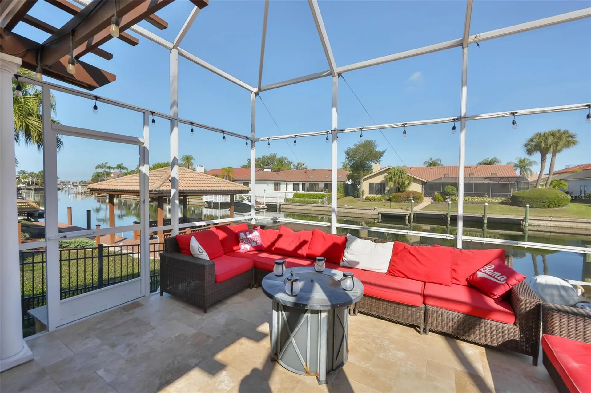 9805 Compass Point Way Tampa FL 33615