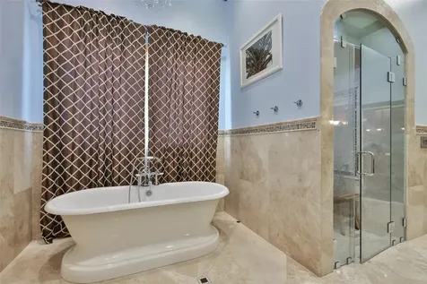 9805 Compass Point Way Tampa FL 33615