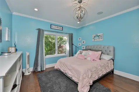 9805 Compass Point Way Tampa FL 33615