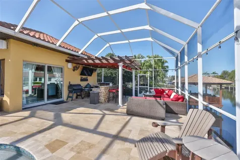 9805 Compass Point Way Tampa FL 33615