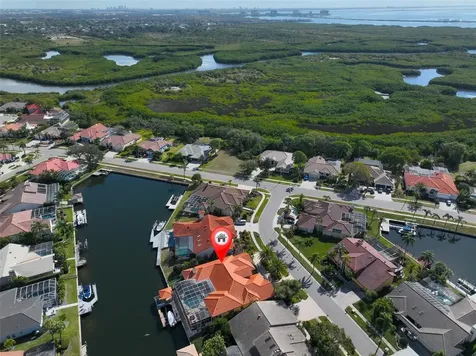 9805 Compass Point Way Tampa FL 33615