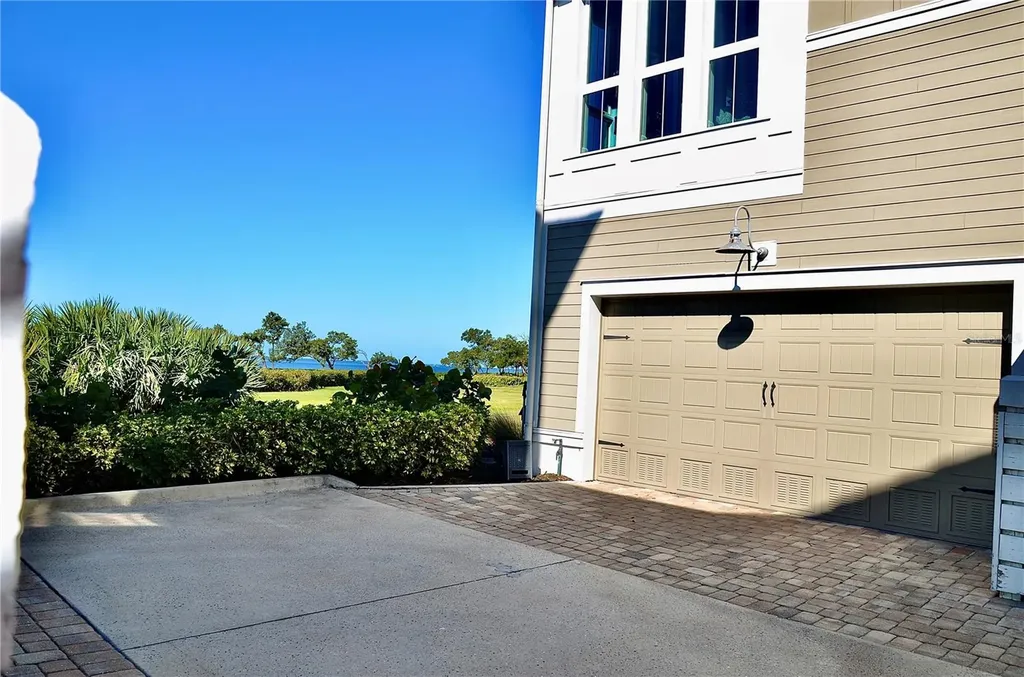 310 Compass Point Drive Bradenton FL 34209