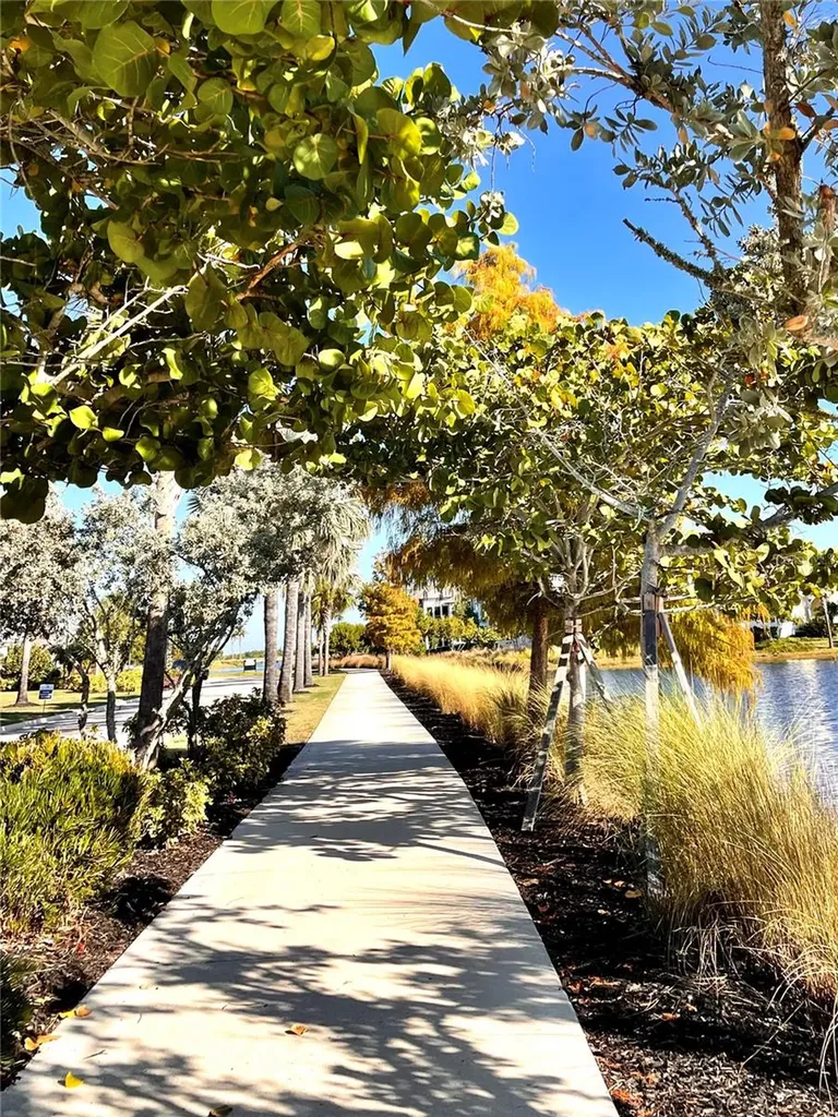 310 Compass Point Drive Bradenton FL 34209